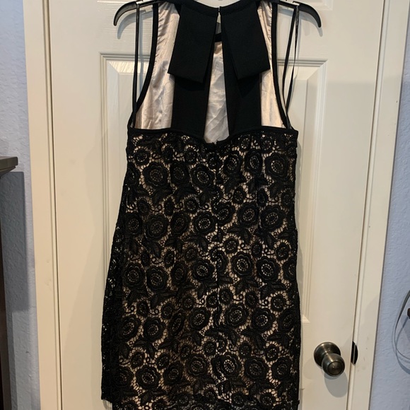 City Chic Woman’s Black Lace Dress - Picture 5 of 10